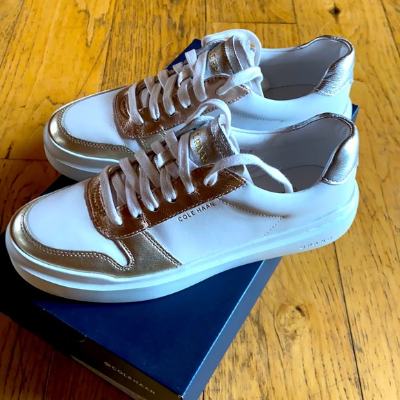 Cole Haan Shoes - Women’s Cole Haan size 6 Court sneakers